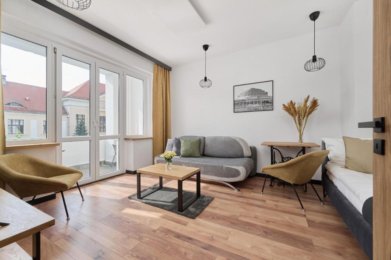 Apartment Norwida With Balcony Downtown By Renters *