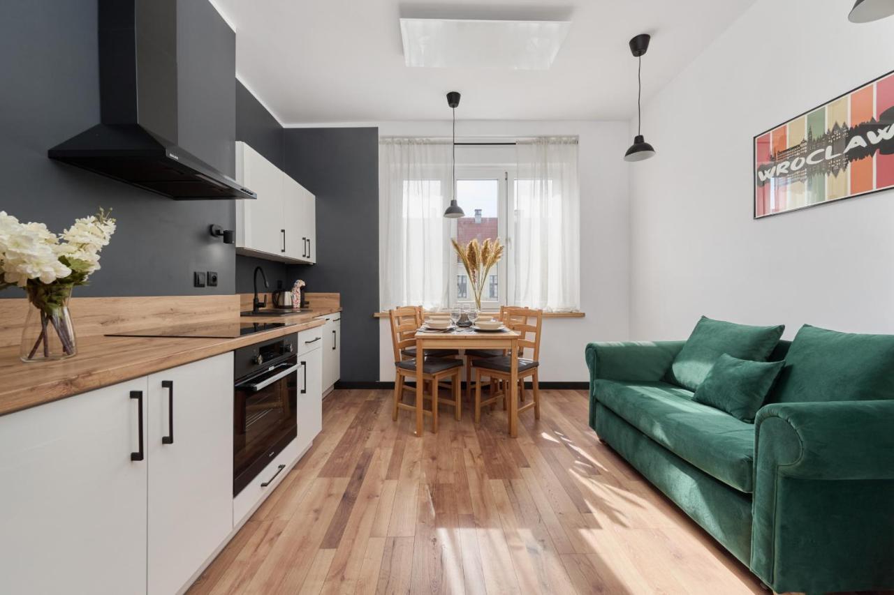 Norwida With Balcony Downtown By Renters * Breslau