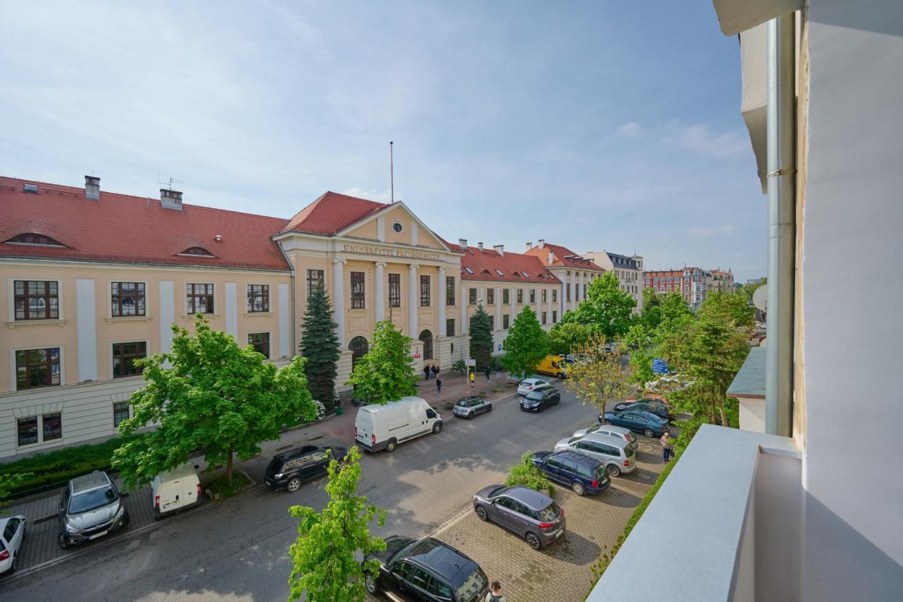 Apartment Norwida With Balcony Downtown By Renters *