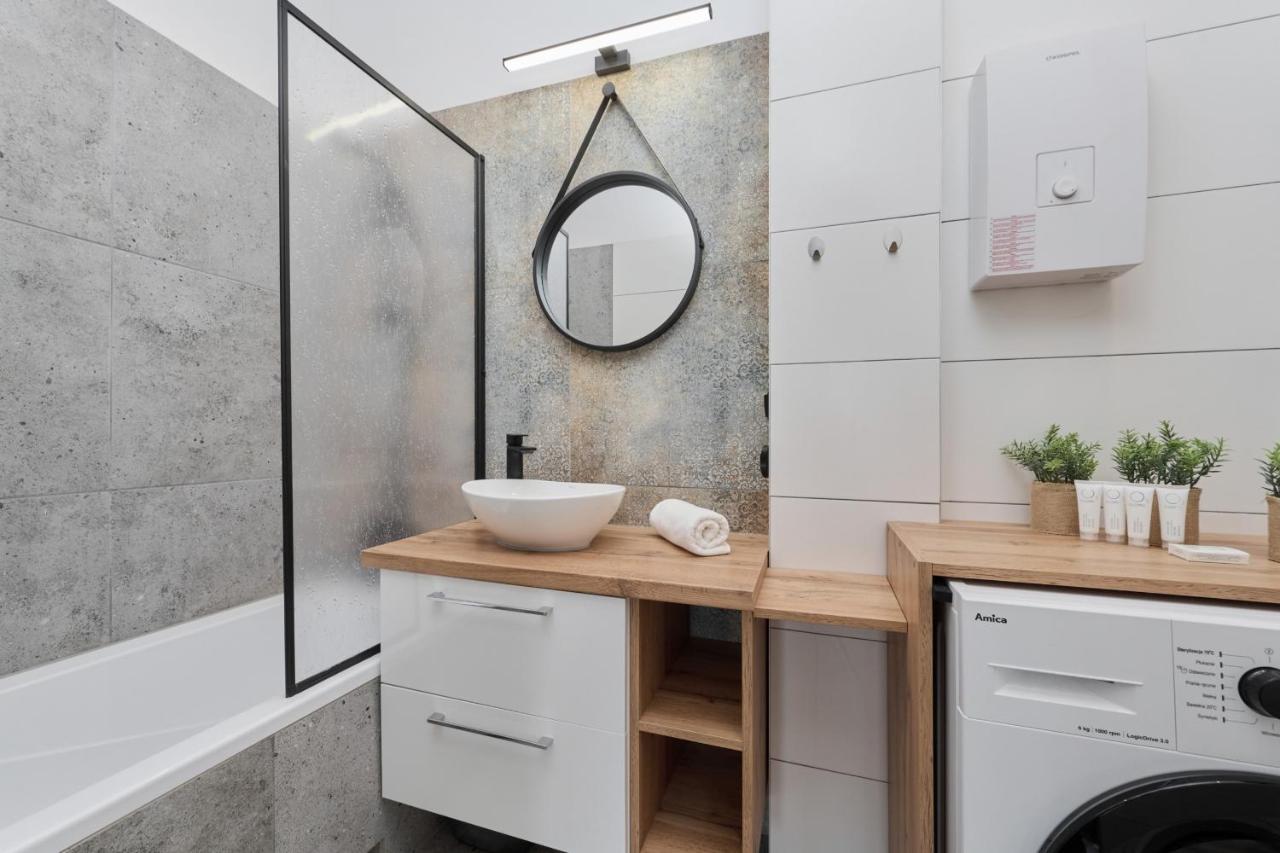 Norwida With Balcony Downtown By Renters *
