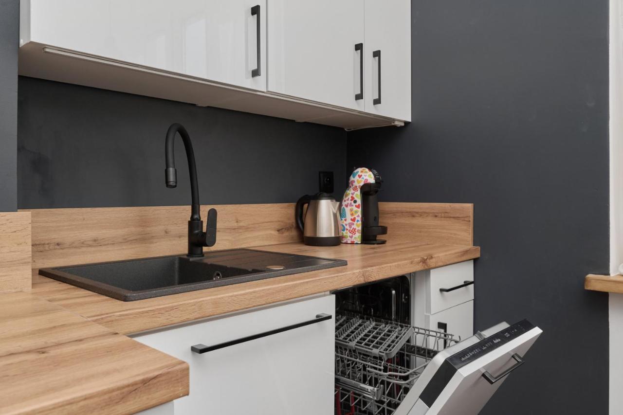 Apartment Norwida With Balcony Downtown By Renters Wroclaw
